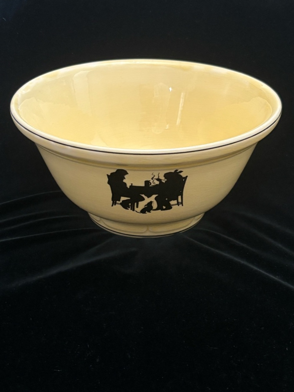 VTG Pale Yellow Crooksville China Co “Silhouette” Pattern Large Mixing Bowl